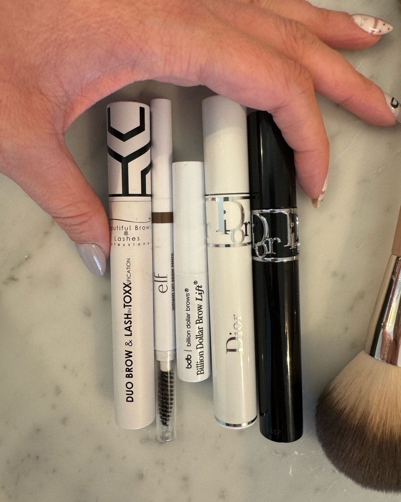 Makeup line up 💄 

#LTKBeauty #LTKgrwm #LTKGiftGuide #LTKmorningroutine