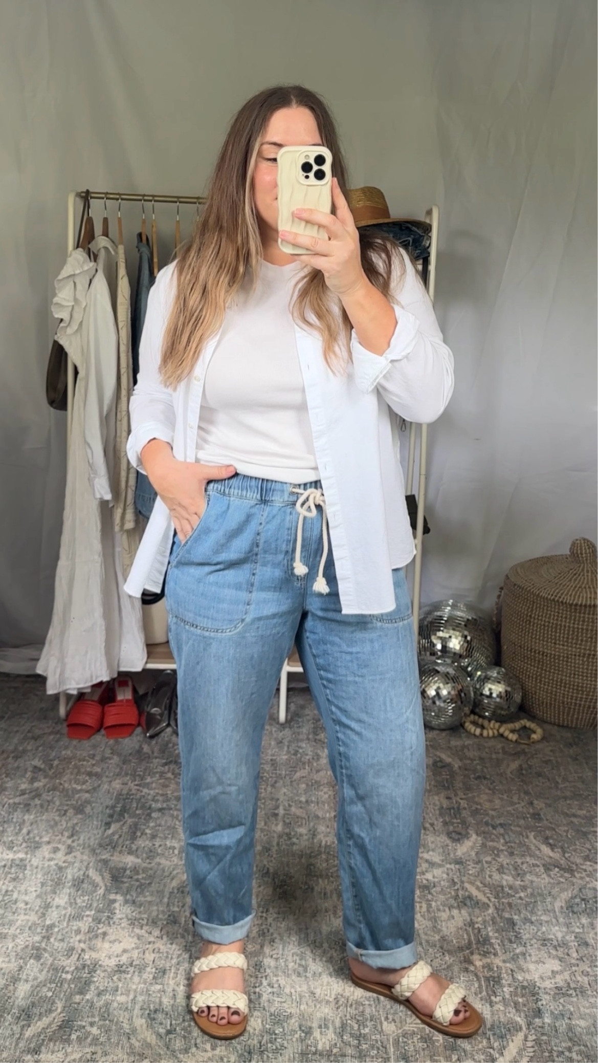 Pants true to size 

Casual summer outfit 

Drawstring jeans 

#LTKSaleAlert #LTKParties #LTKSeasonal