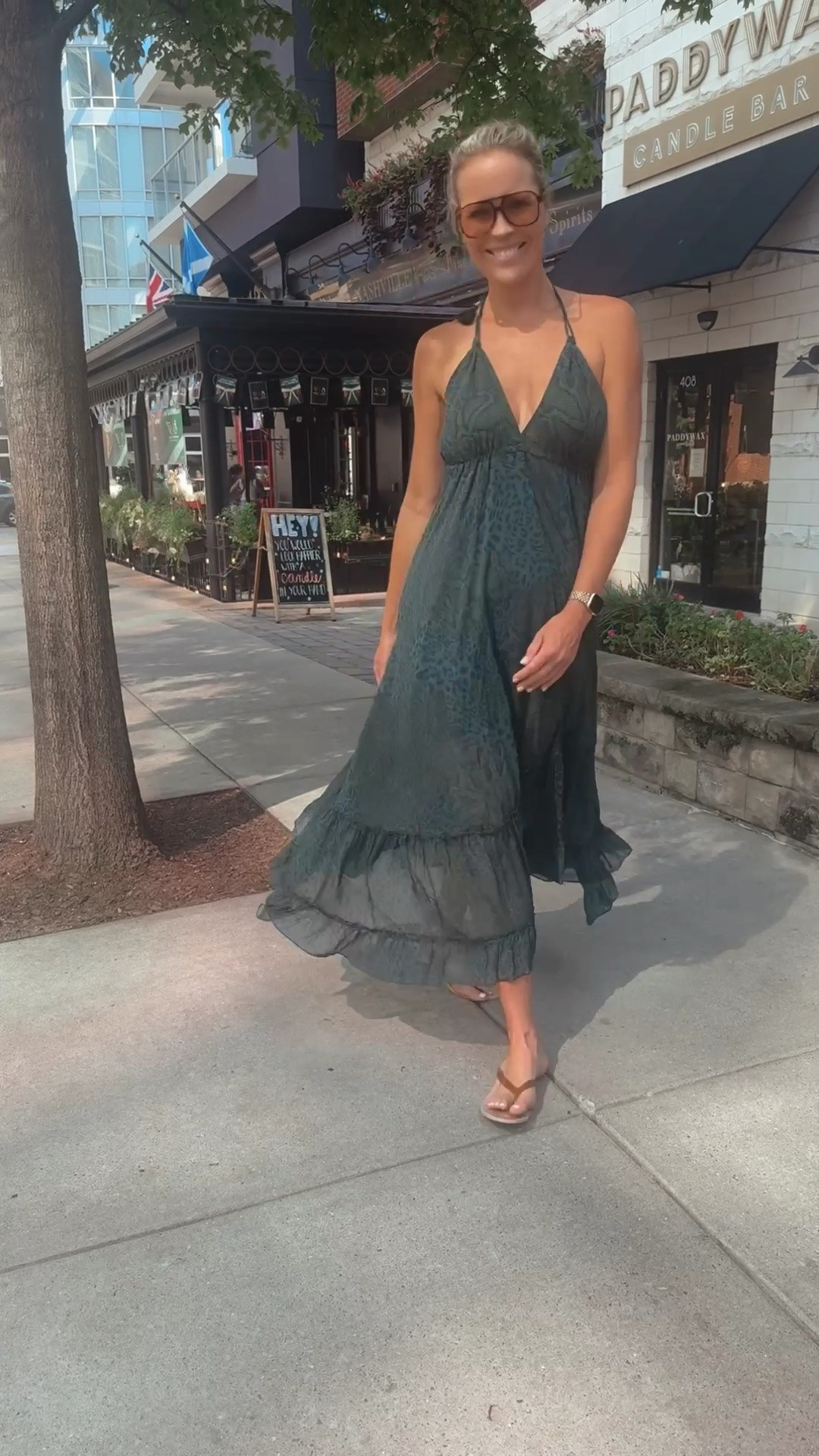This dress 🤍