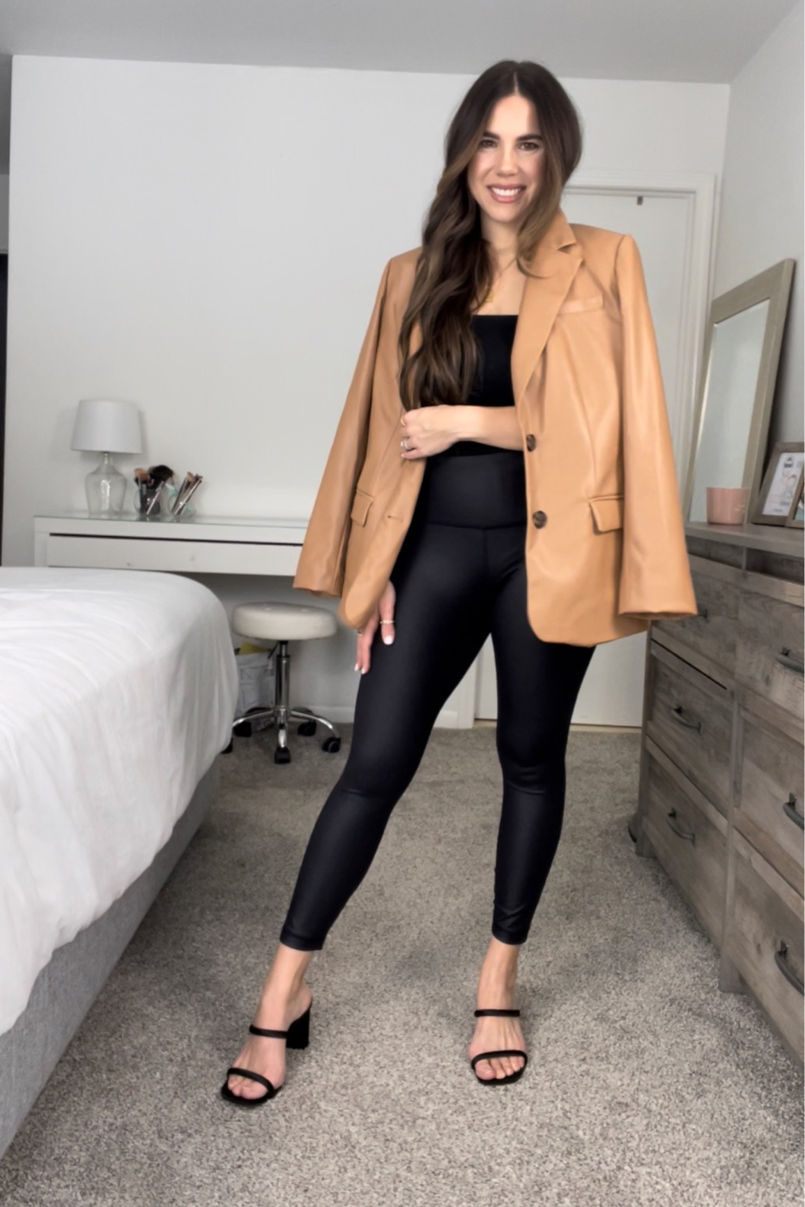 Faux leather outfit. Work outfit. Girls night outfit  

Leggings size M
Top size M
Blacker size small - fit is oversized - size down 

#competition


#LTKworkwear #LTKFind #LTKunder50