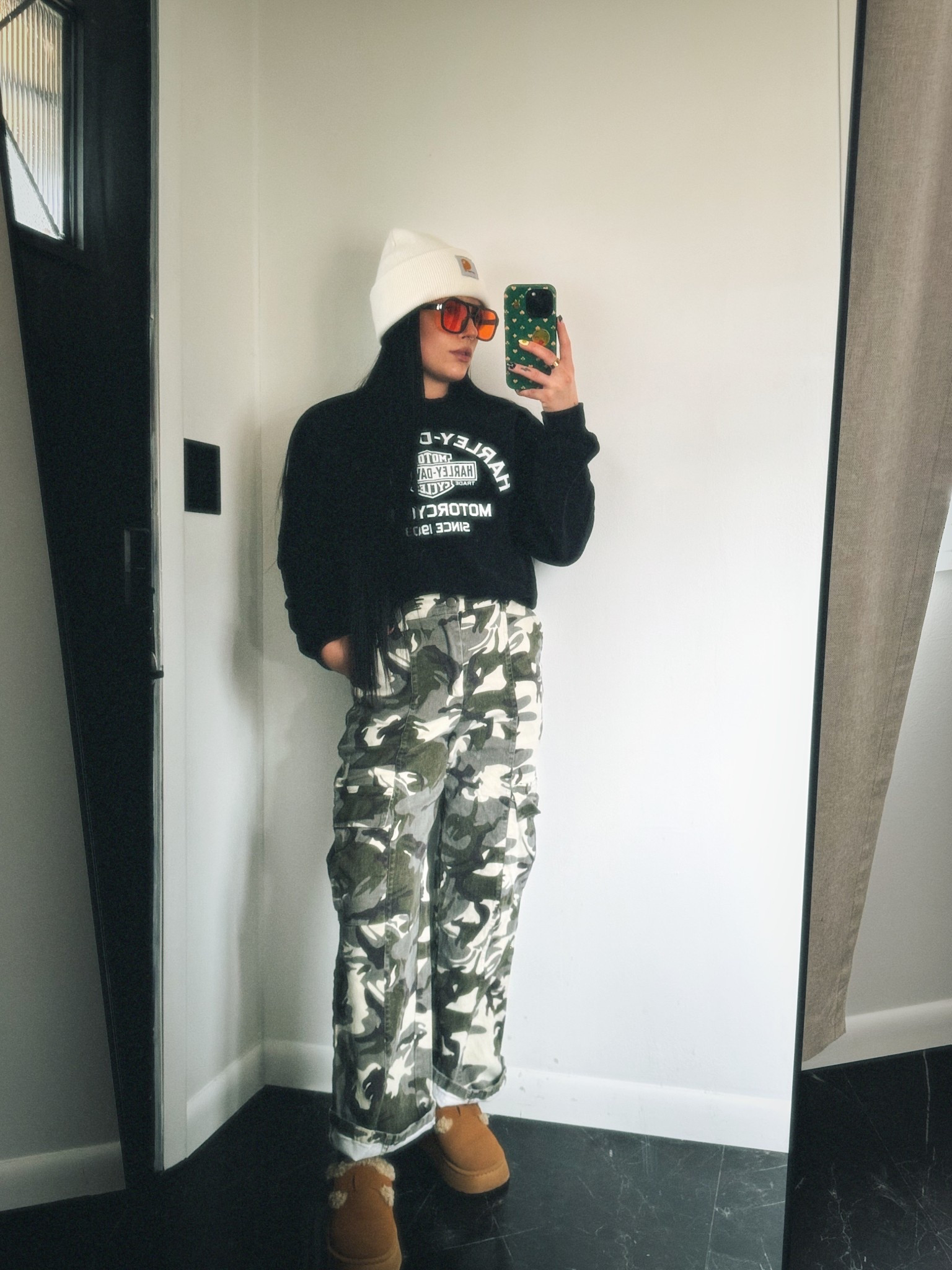Ootd 🔶

Styled my thrifted pants 🤌🏻 

#styleinspo #outfitinspo #outfitideas 

#LTKStyleTip