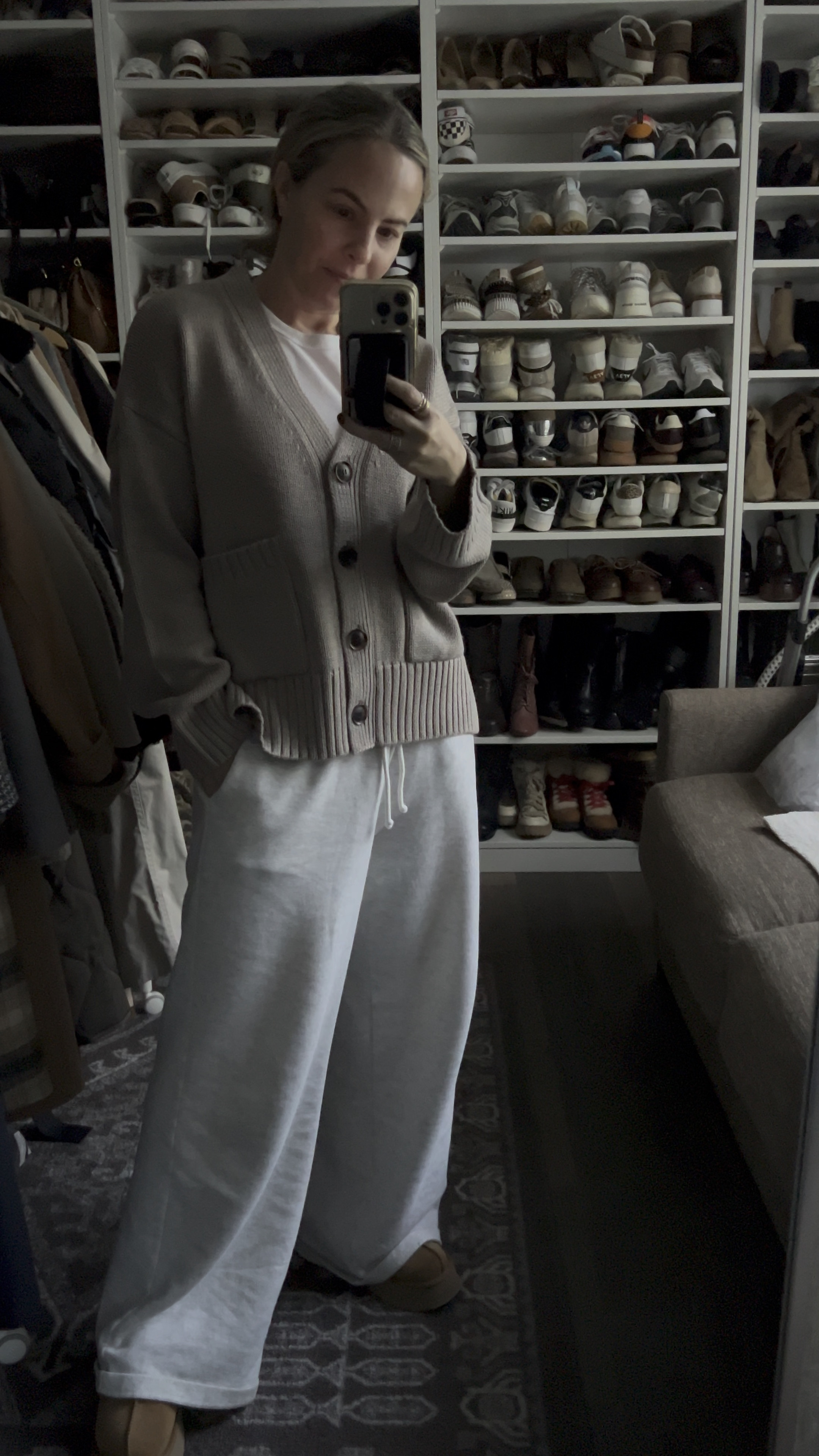 This cardigan is too good not to share right away, even if I haven’t gotten dressed all day!

#LTKFindsUnder100