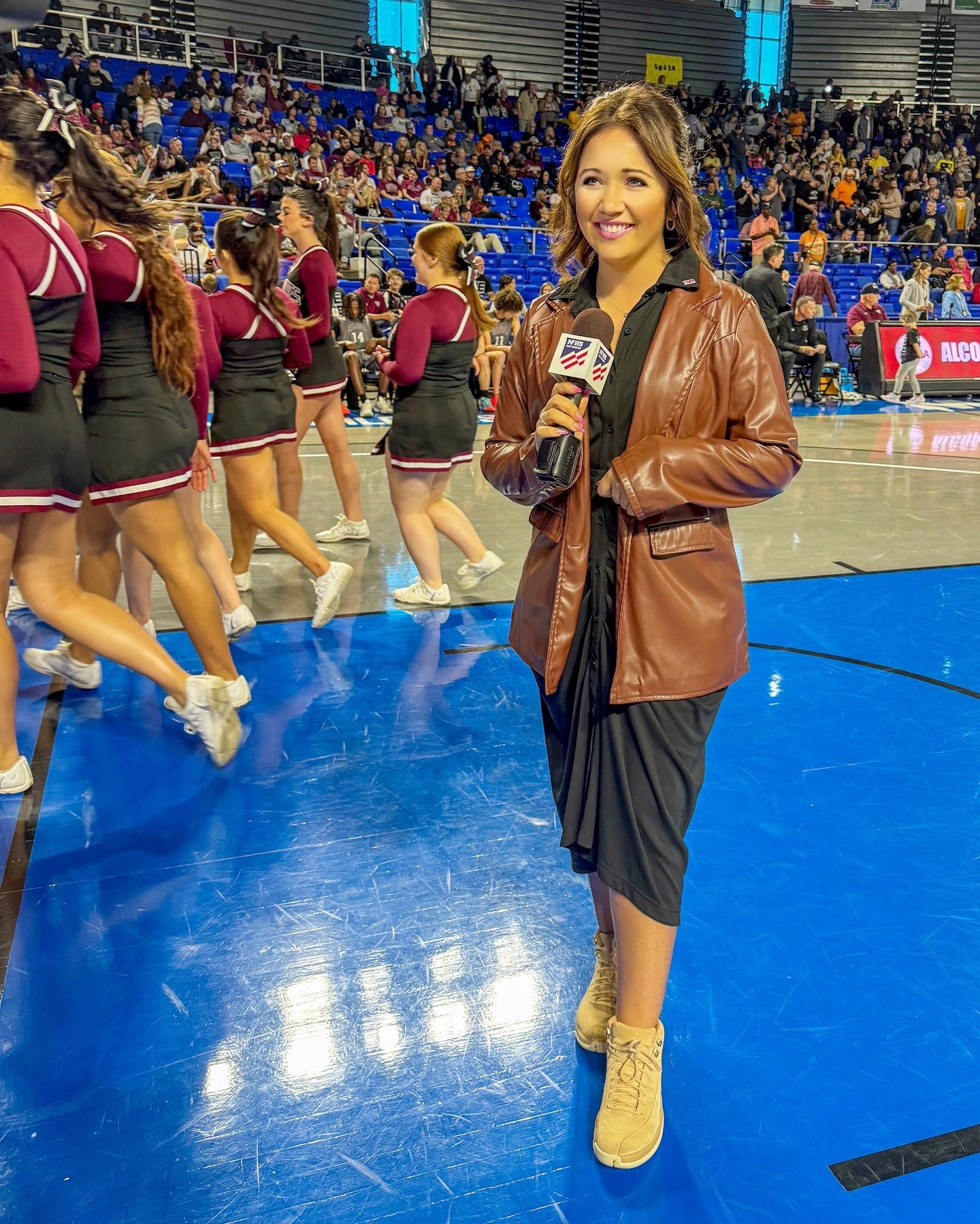 Sideline fit 🎤

#LTKShoeCrush #LTKWorkwear #LTKFindsUnder50