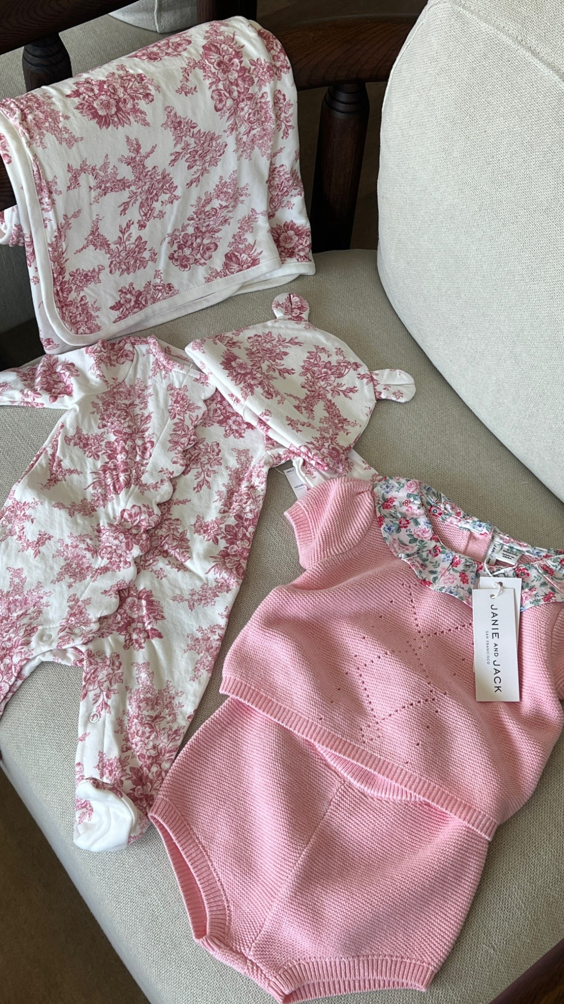 sweetest baby girl outfits