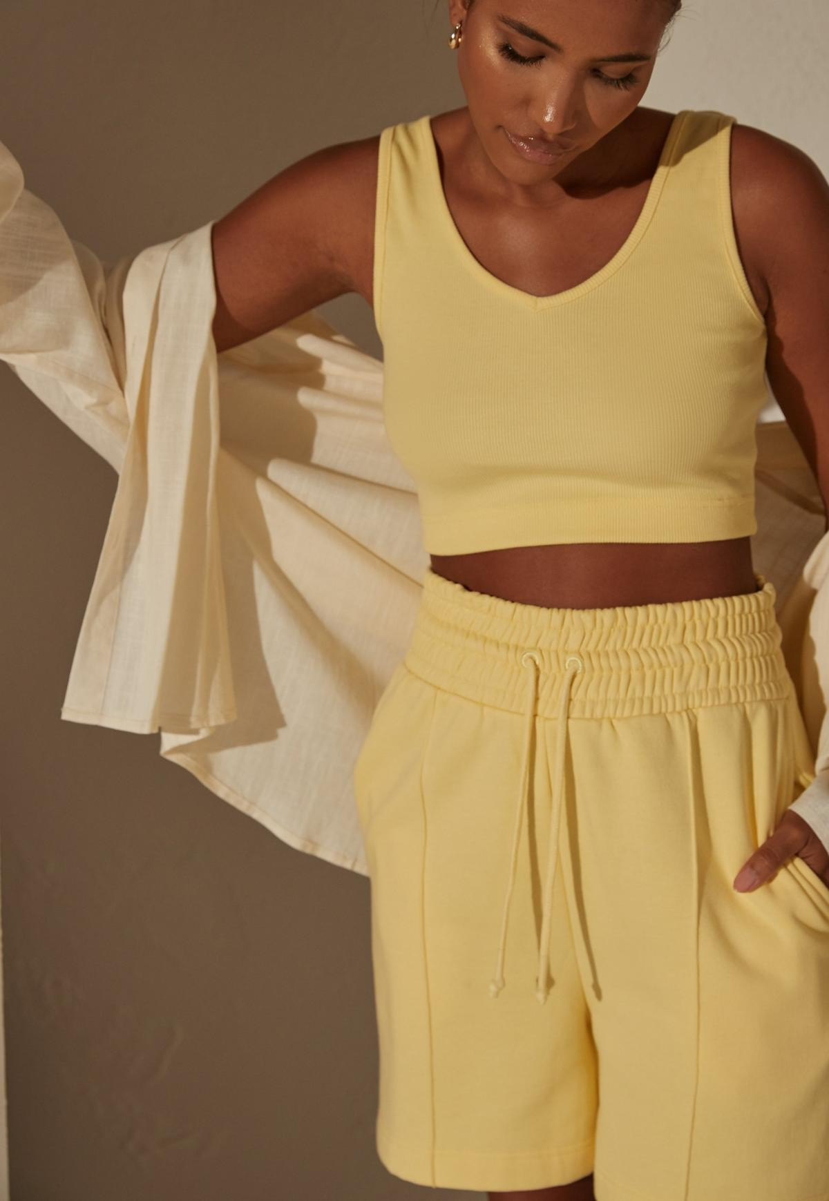 Missguided - Re_Styld Yellow Jersey Oversized Shorts | Missguided (US & CA)