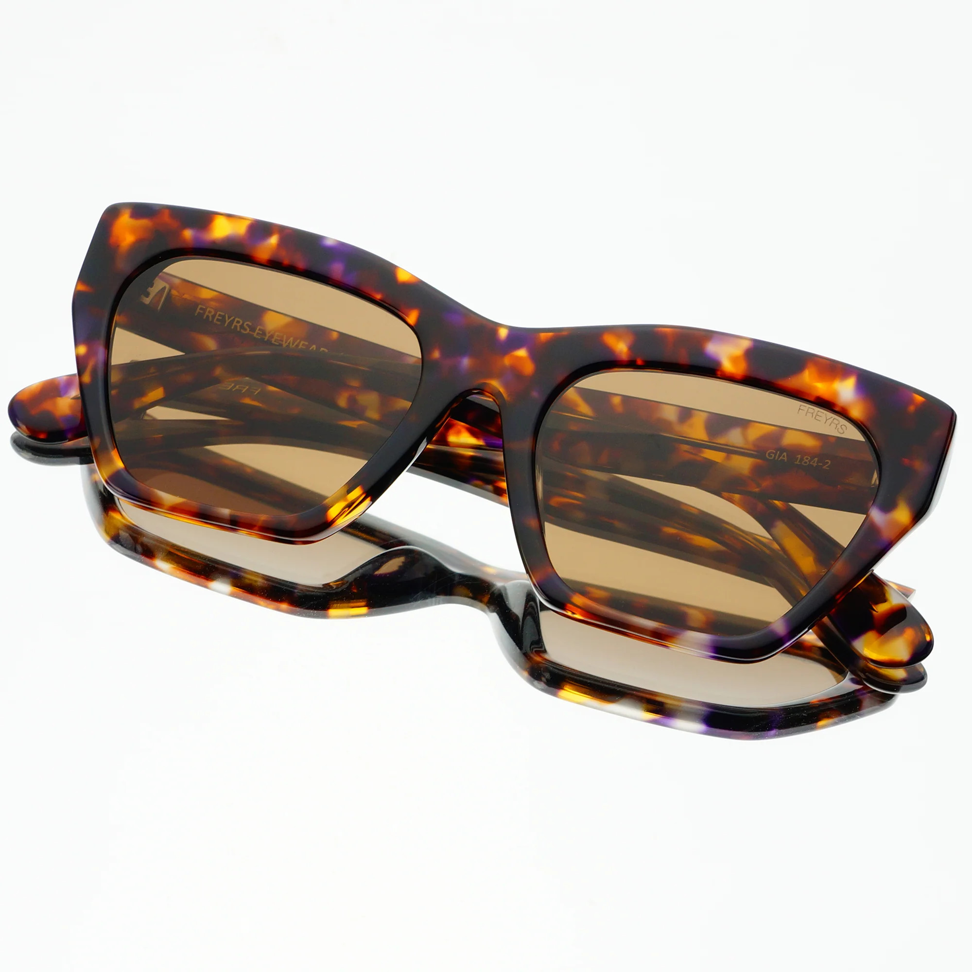 Gia | FREYRS