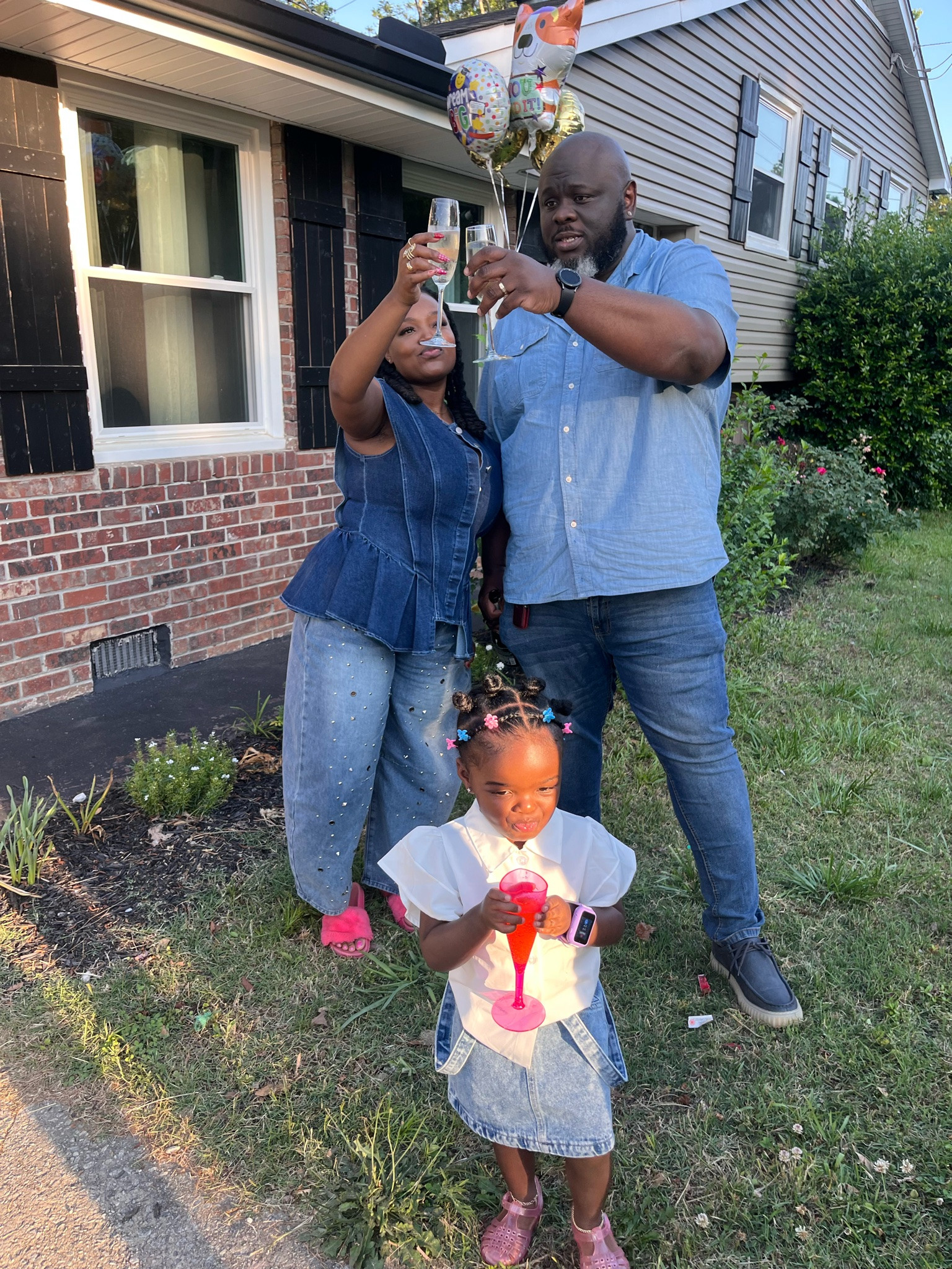 Denim season is here and I’m shopping for the whole family. 💙

From classic jeans and denim jackets to adorable outfits for the little ones, these are the pieces we’ll be wearing on repeat all season long. I’ve linked all of my favorite denim finds in one place!

#DenimStyle #FamilyFashion #LTKFashion #MatchingStyle #LTKKids #LTKFinds

#LTKootd #LTKmomlife #LTKKids