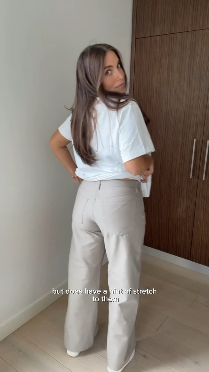 New pant alert! 

Tried and tested, I am living in these EasyFive Pants from lululemon

Wearing size 30 in pants 
Size Large in tee’s and Daydrift trousers 

#LTKstyletip #LTKautumn #LTKaustralia