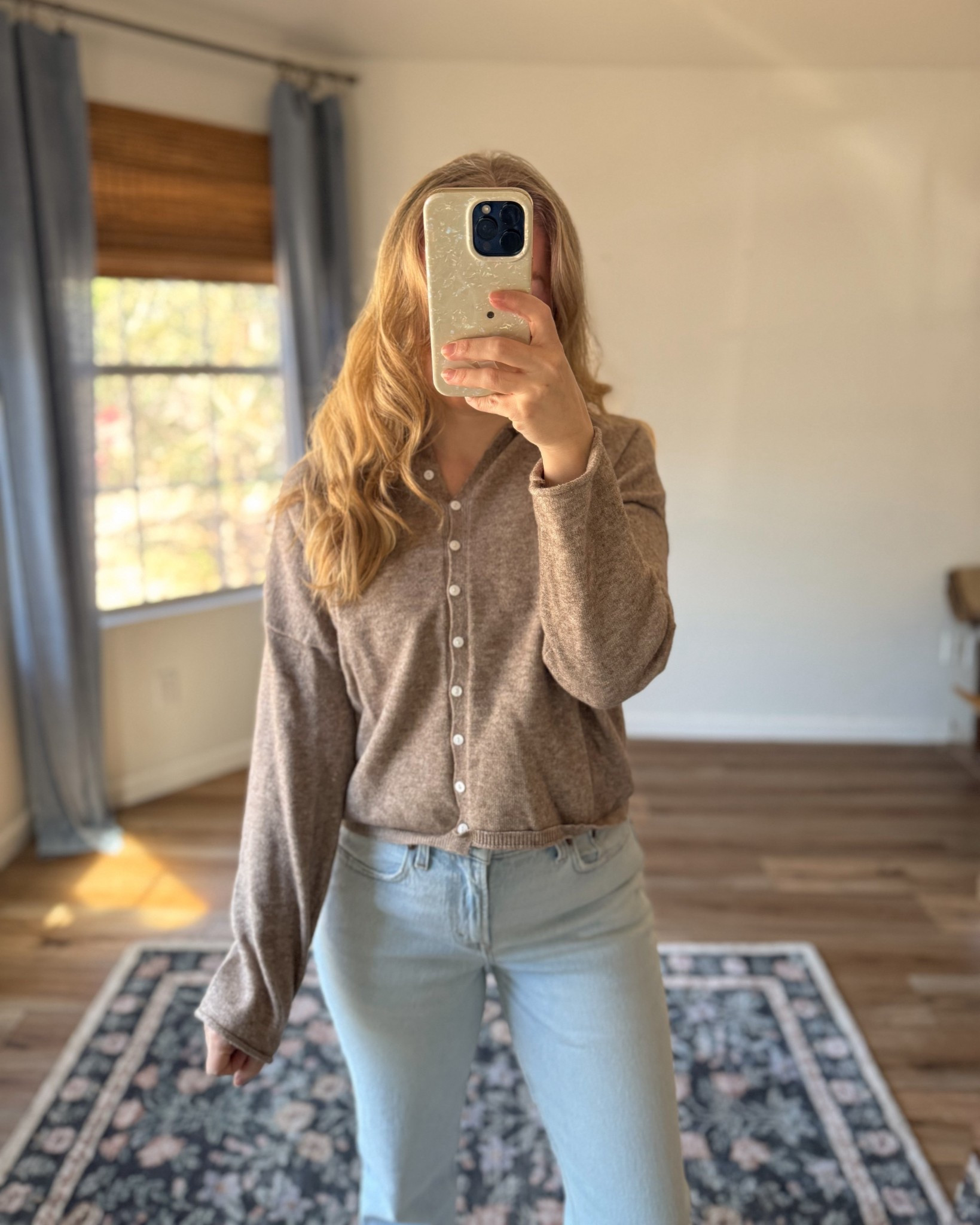 the amazon cardigan that i wear multiple times a week. easiest outfit ever that feels chic and casual 🤍 tts, wearing my normal small



#LTKSeasonal #LTKSaleAlert #LTKSpringSale