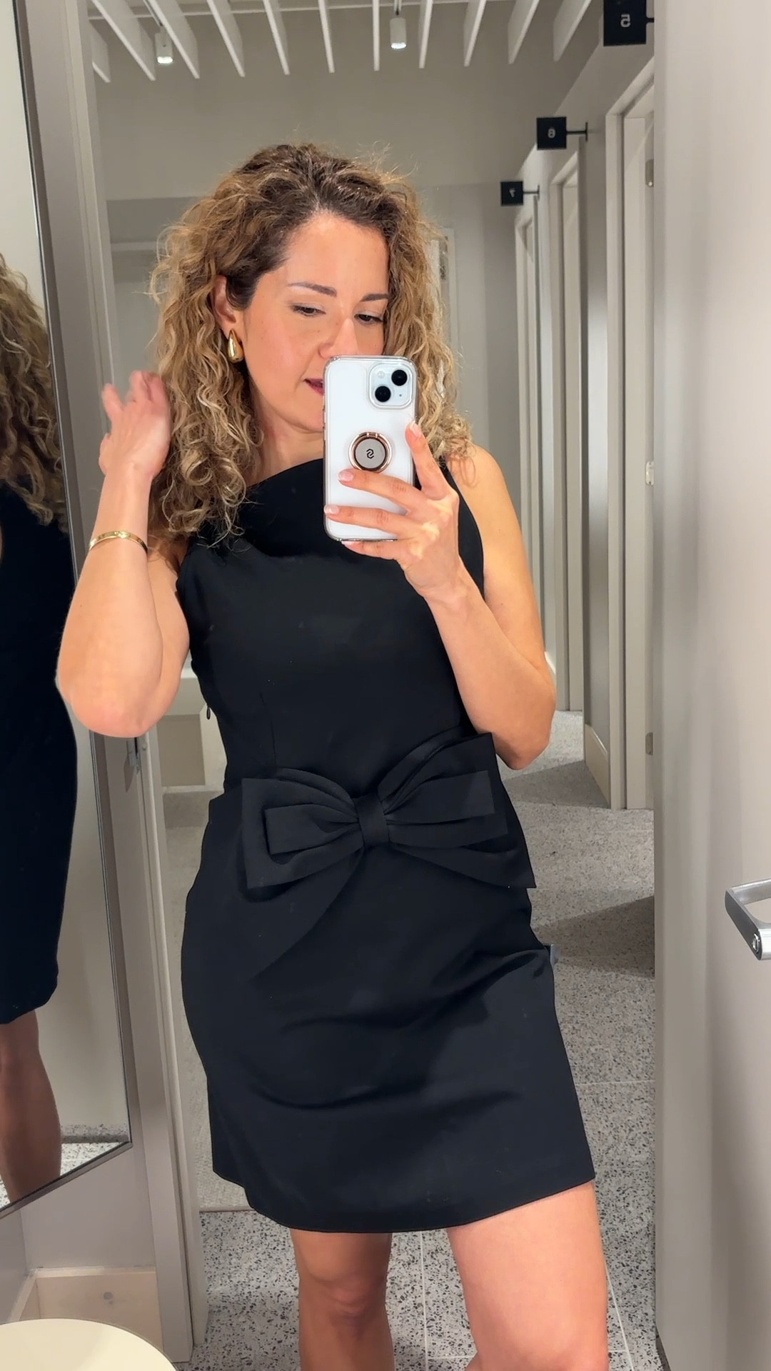 Vestidito negro con lazo 🖤🎀

#LTKstyletip #LTKwedding #LTKpartywear