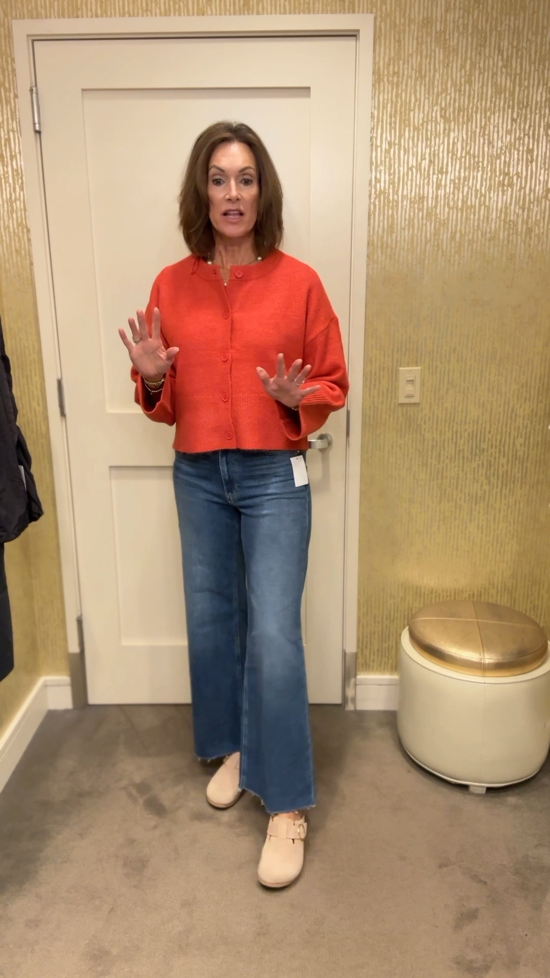 I think the jeans are sold out but I linked a similar pair. 

The darling button cardigan is so soft and comes in multiple colors 
Wearing size medium 

#LTKShoeCrush #LTKStyleTip #LTKSaleAlert