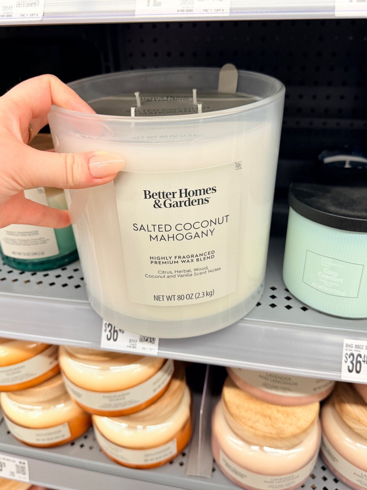 My all time FAVORITE candle, it lasts me months and smells amazing 🕯️🤎

#LTKHome