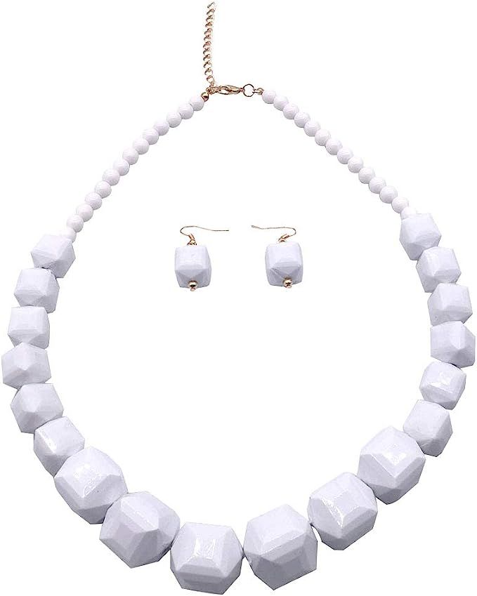 Amazon.com: Acrylic Beads Statement Strand Necklaces ,White Necklace For Women (55cm/21.65inch) (... | Amazon (US)