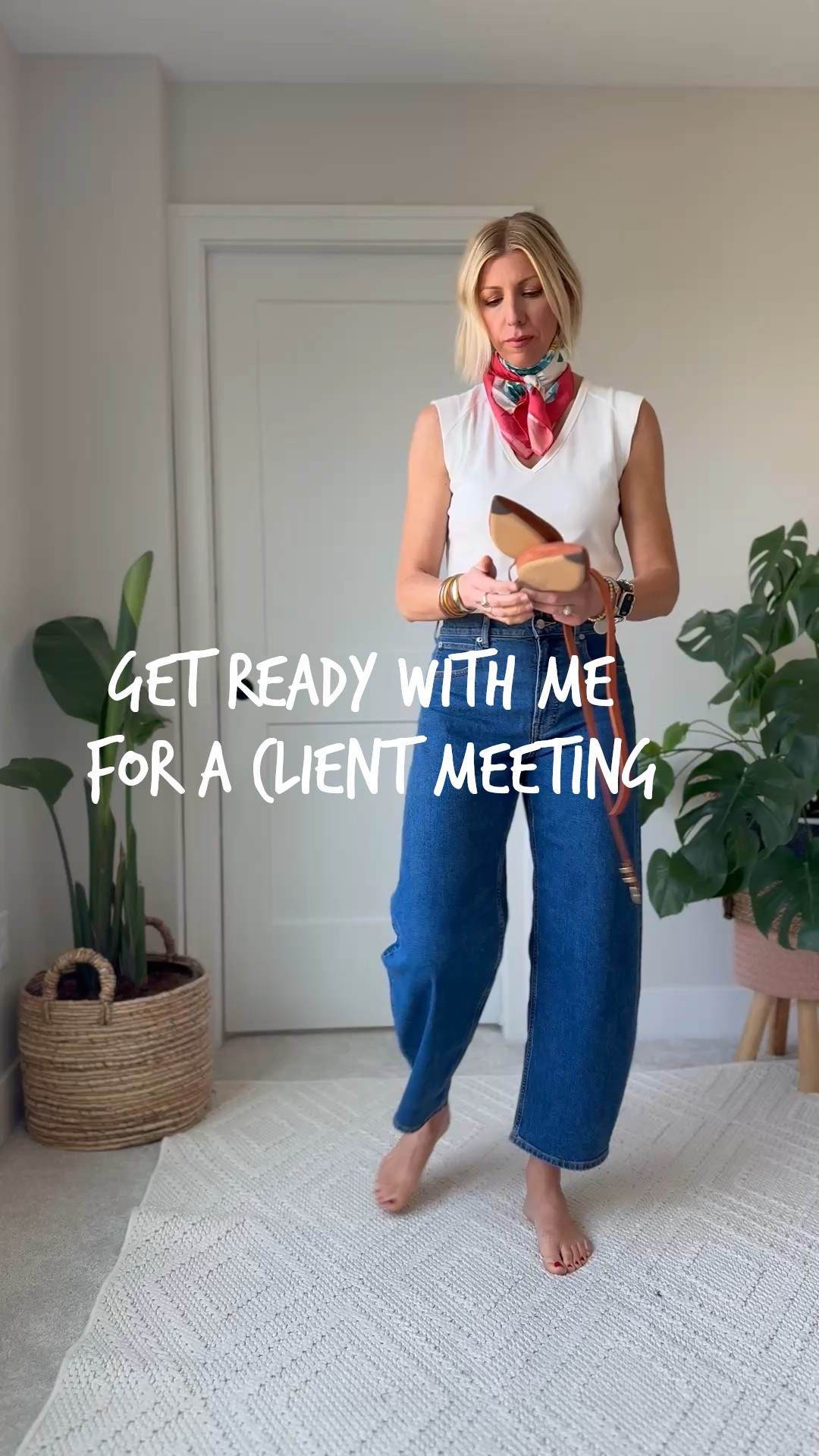 We all love a good basic tee or cardigan. But if your “everyday staples” are stretched out, faded, or shapeless, they can drag your whole outfit down.
Try This Instead: choose basics with structure. Like this elevated 100% cotton tank + dark wash jeans. Adding intentional accessories really bring together the whole look👏🏻

#LTKOver40 #LTKStyleTip #LTKSeasonal