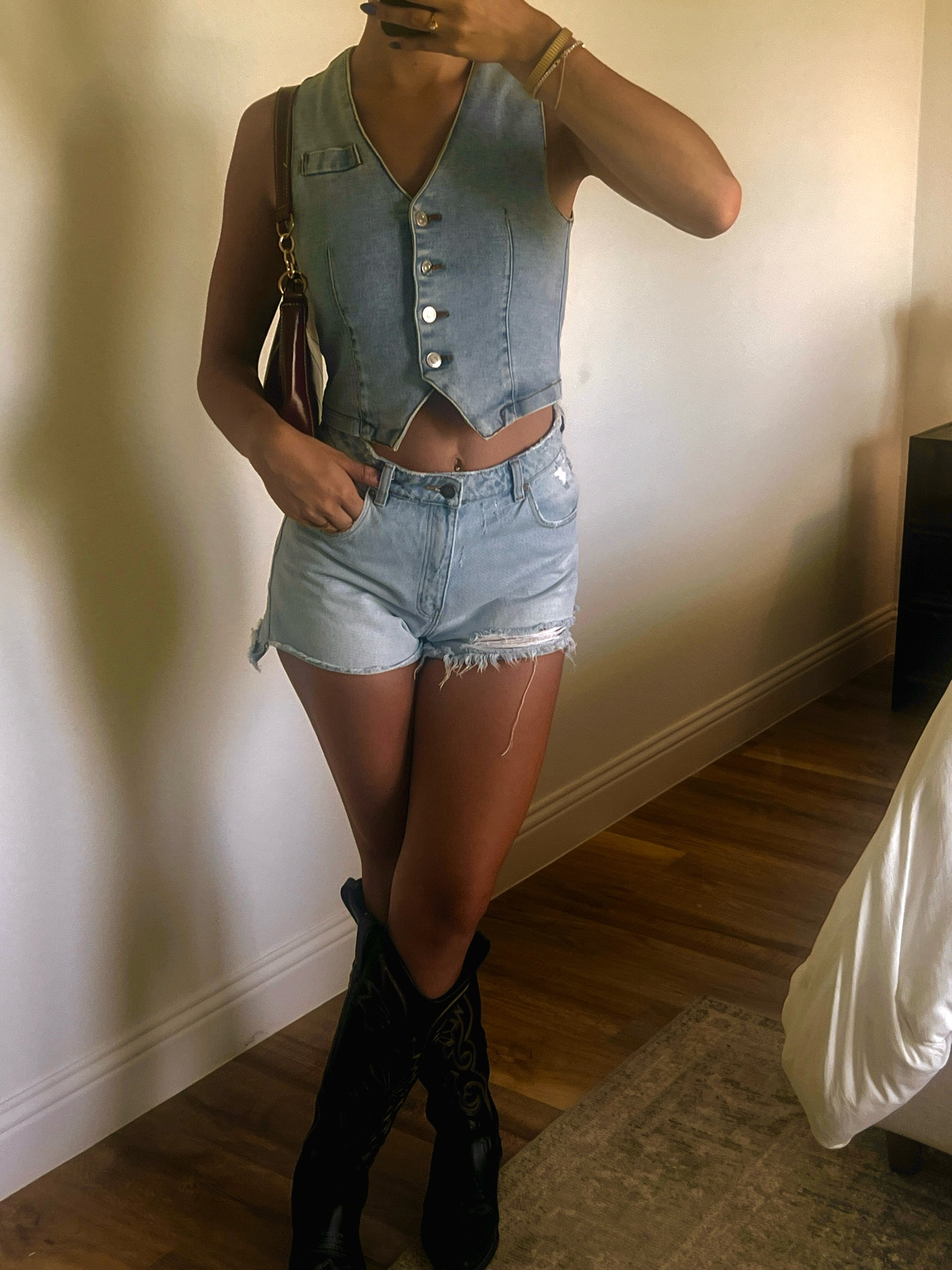 Outfit Inspo 🤠

#LTKStyleTip #LTKFindsUnder50 #LTKTravel