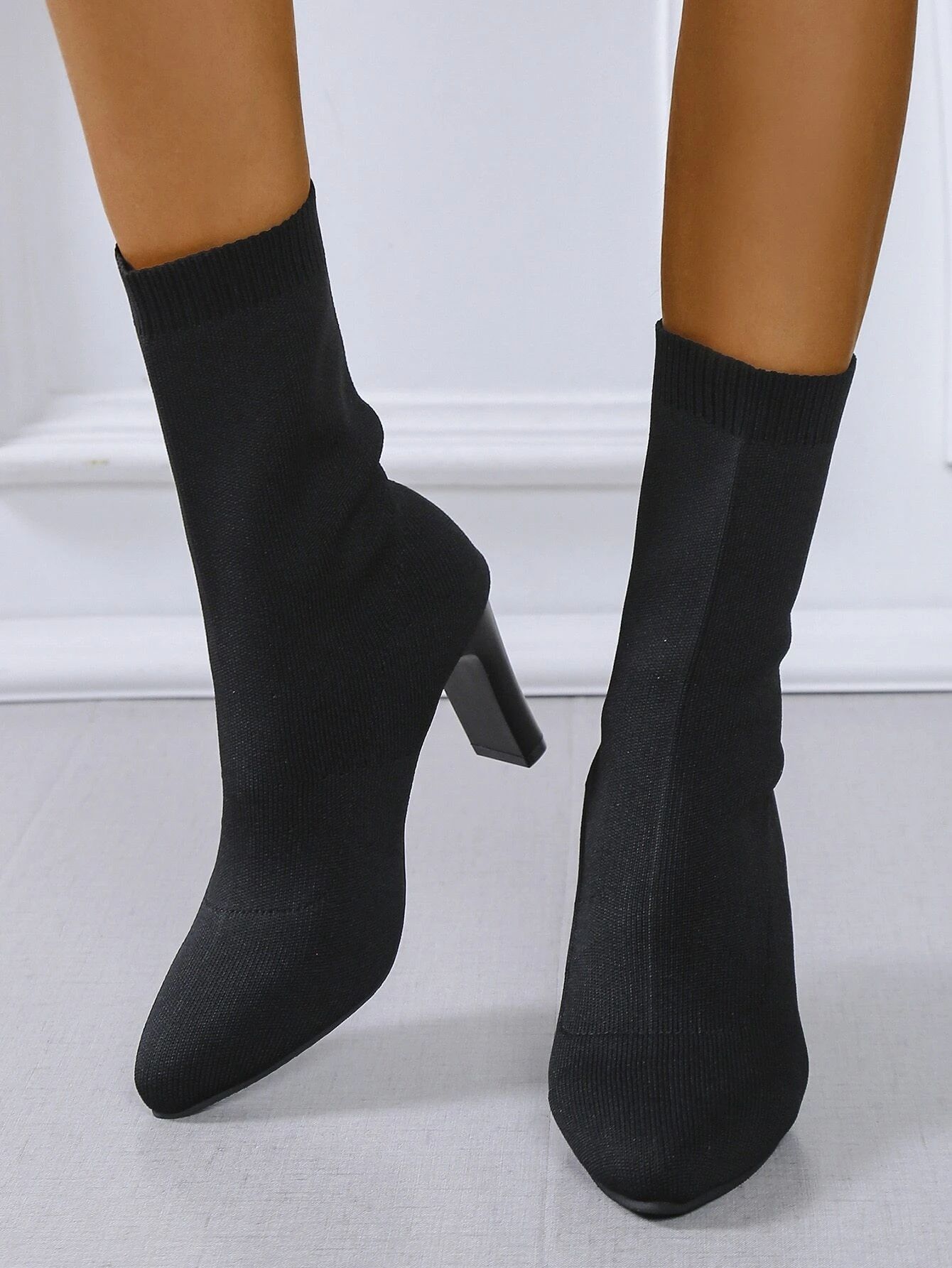 Point Toe Chunky Heeled Sock Boots | SHEIN