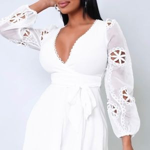 🌸 47 - CROCHET LONG SLEEVE WHITE MINI DRESS | Poshmark