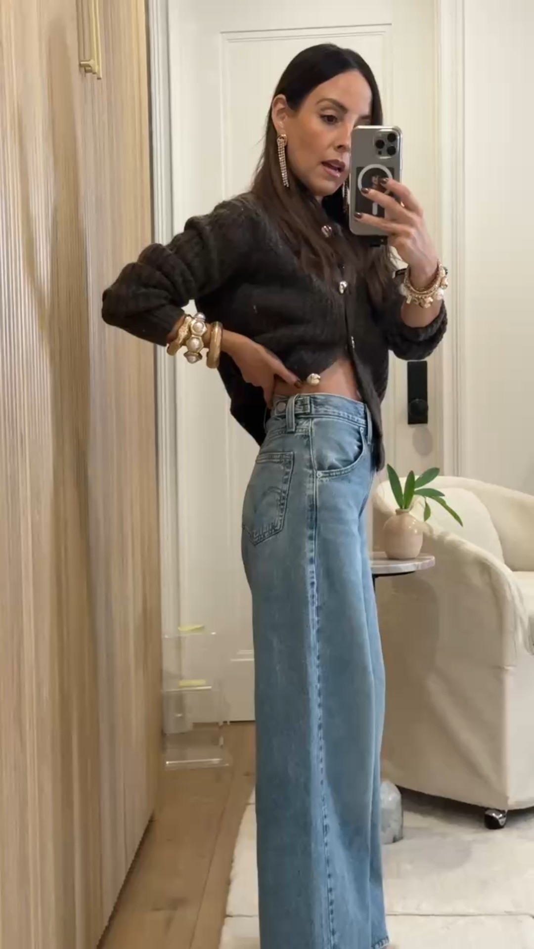 Who says you can’t wear jeans to a holiday party? These are my new favorites. The adjustable waist makes them a dream, and once you add a cozy sweater and a few statement accessories, you’re instantly party-ready

#LTKSeasonal #LTKootd