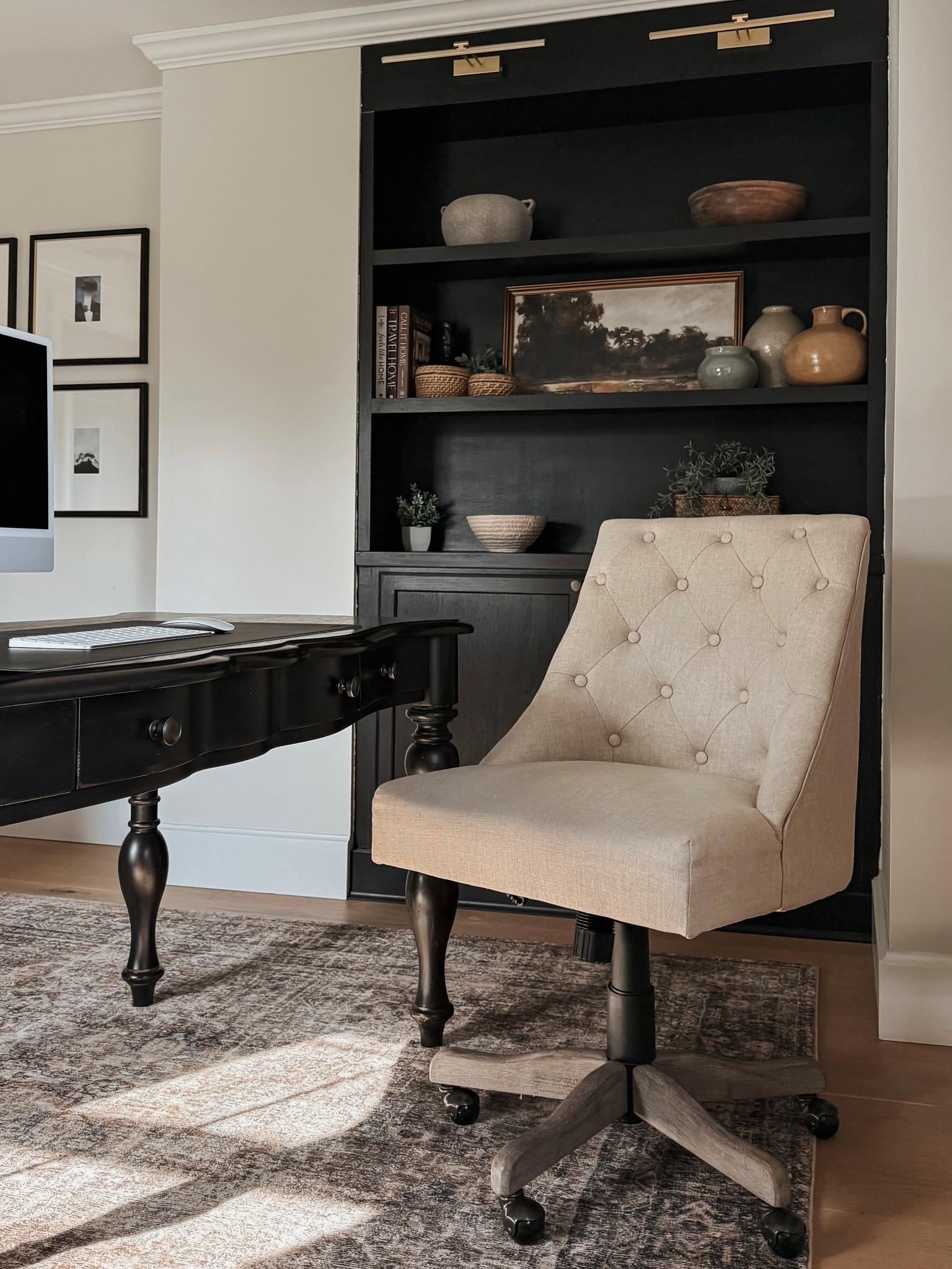 Cozy x classic home office furniture and decor 🤎🖤🤍



#LTKStyleTip #LTKHome #LTKSaleAlert