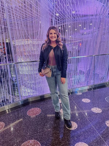 Chilly night out in Vegas❄️ had such a fun evening! Here’s what we did:
- Taco Bell Cantina
- Visited the Chandelier Bar at The Cosmopolitan 
- Espresso martini at Parasol at The Wynn (best drinks ever)
- Dinner at Diablo Cantina
- Beatles Love show at The Mirage (10/10 recommend)

#LTKtravel #LTKstyletip #LTKHoliday