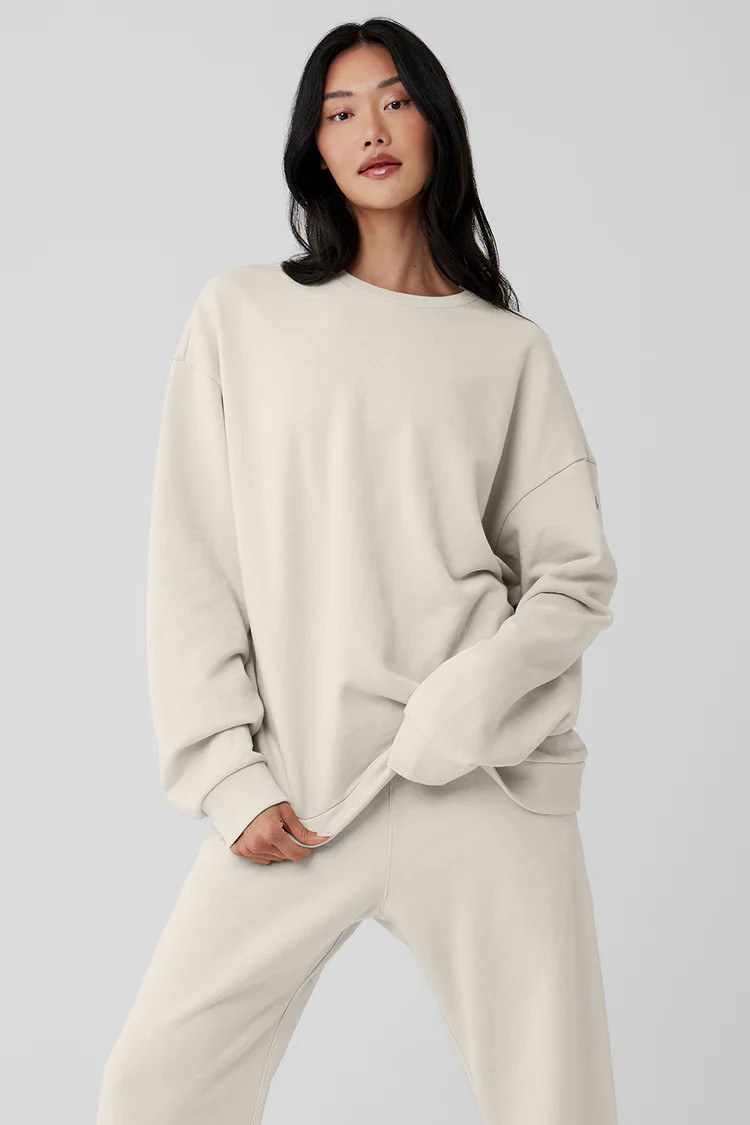 Chill Crew Neck Pullover | Alo Yoga (US)