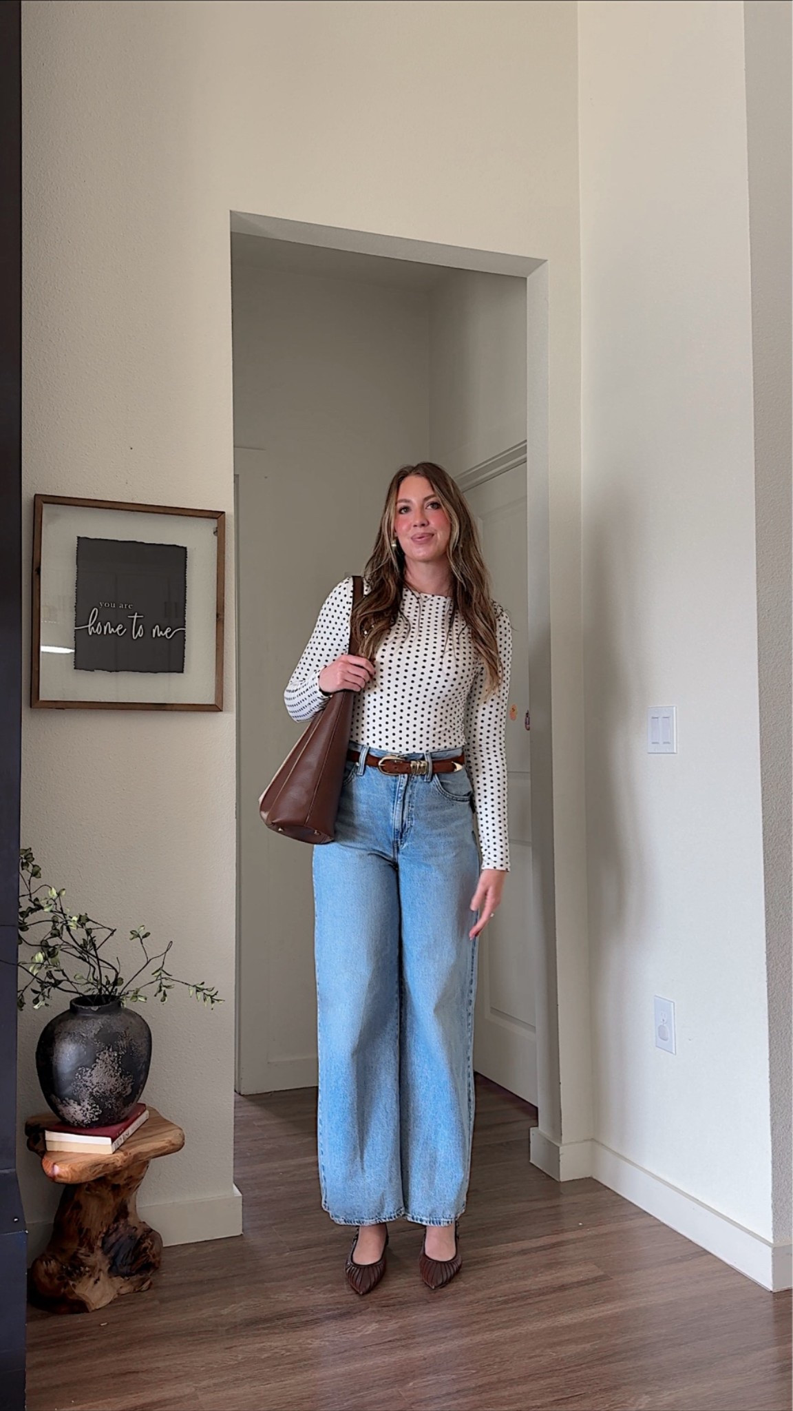 The best tummy control non restricting wide leg comfy cinch waist jeans! I’m wearing a 27 31” inseam! These give you instant curves! Wearing a medium in top

#LTKootd #LTKTall #LTKSeasonal
