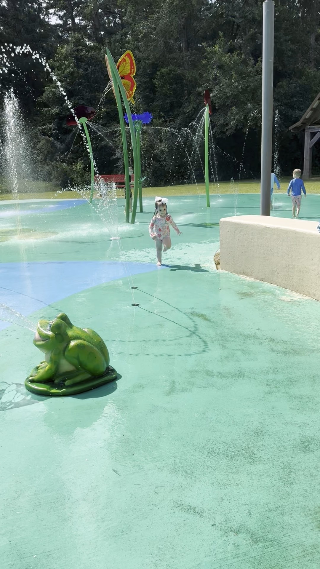 Wonderfold makes Splash pad days so much easier! 