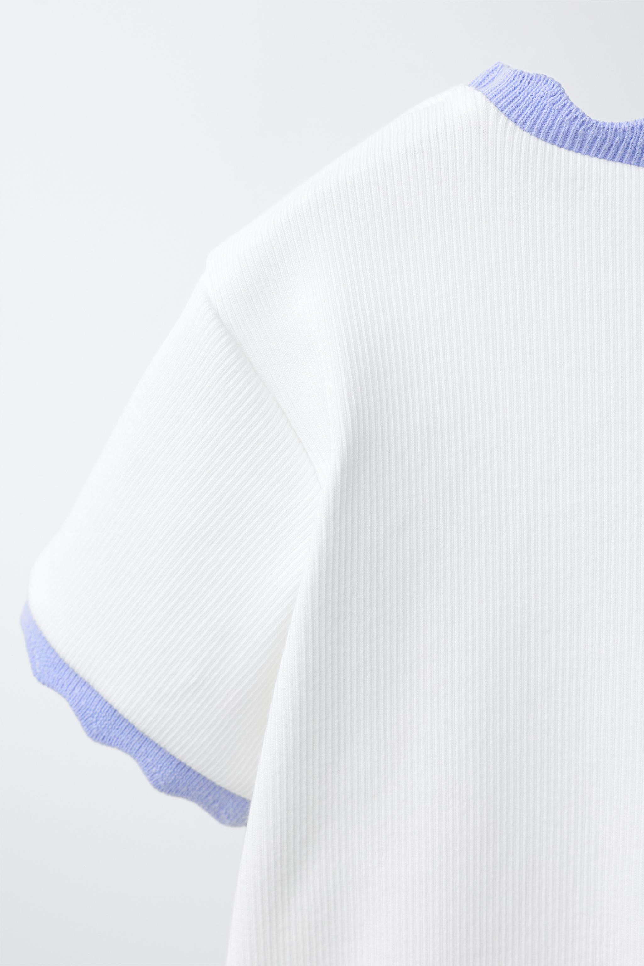 RIBBED T-SHIRT WITH CONTRAST EMBROIDERY | Zara UK
