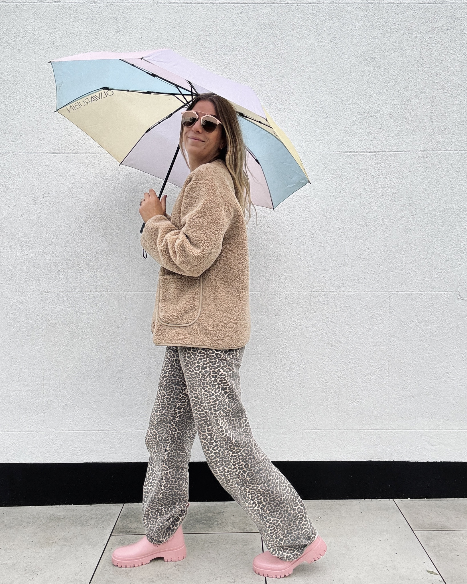 Brightening up grey rainy days  💕💕💕☔️

#LTKuk #LTKeurope #LTKautumn