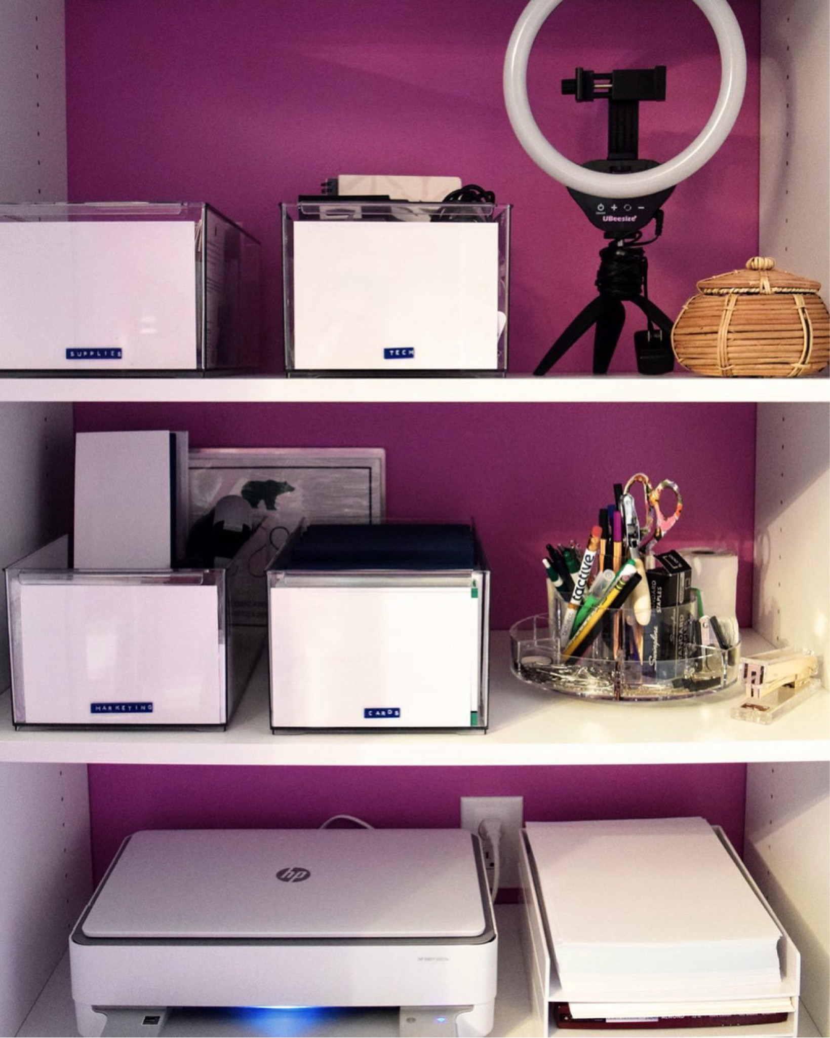 We've got a fun LIVE office organizing session happening Monday morning, where we get to implement systems for a great shoe collection, hair + makeup, snacks to carry this person through the day and a space for all sorts of fun mementos all in four minutes or less. 
⠀⠀⠀⠀⠀⠀⠀⠀⠀
Any ideas who we might be organizing for?!