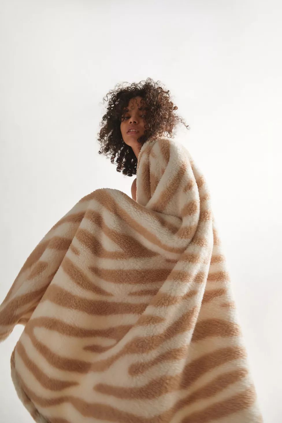 Printed Super Plush Throw Blanket | Urban Outfitters (US and RoW)