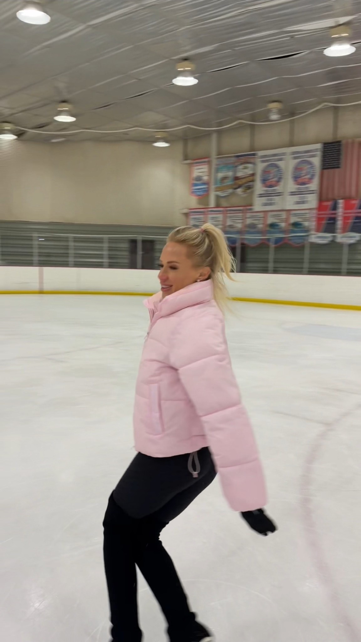 Target powder pink puffer 

#LTKSeasonal #LTKFindsUnder100 #LTKActive