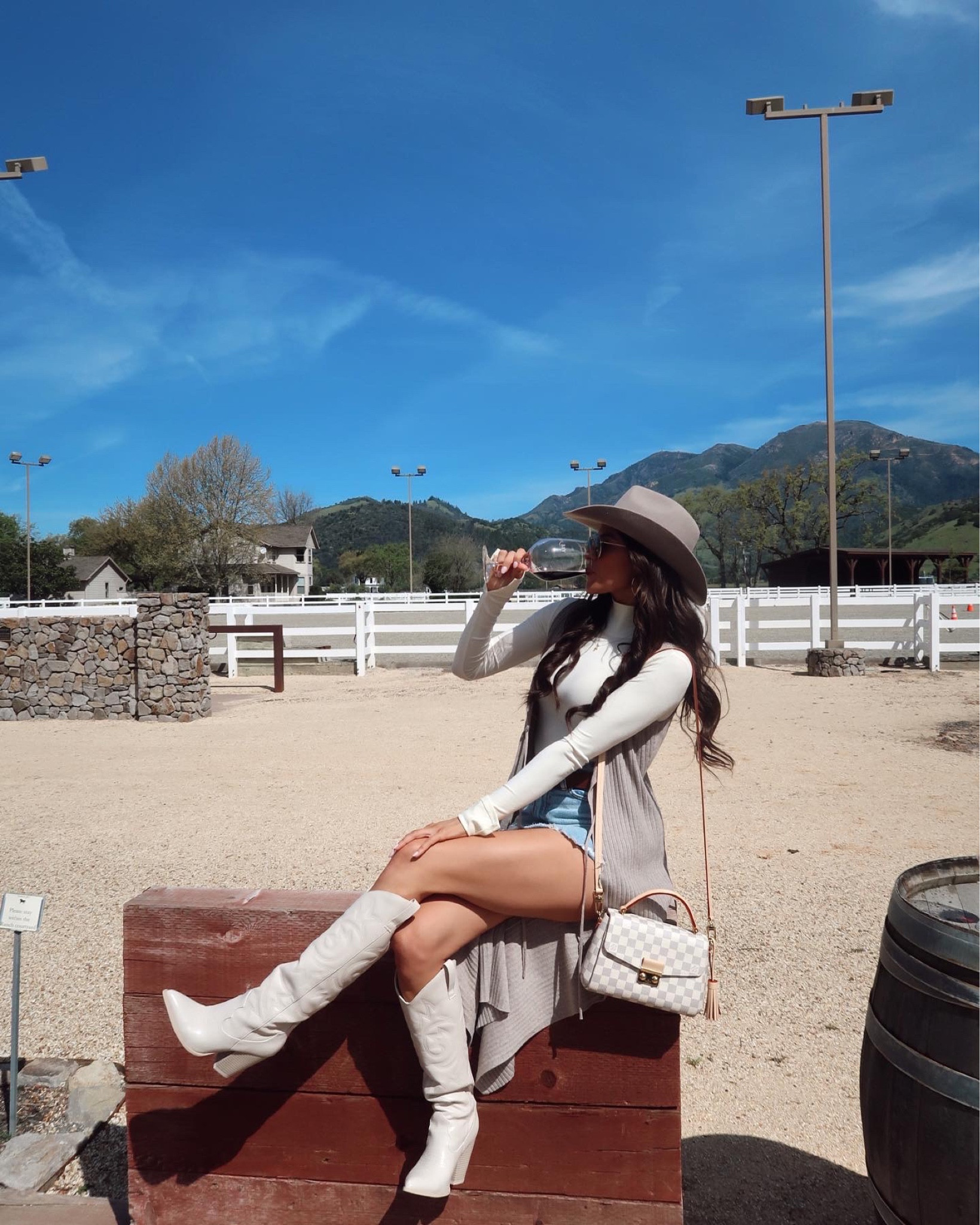 Wine Country OOTD 🍷❤️

#LTKsalealert #LTKSeasonal #LTKstyletip