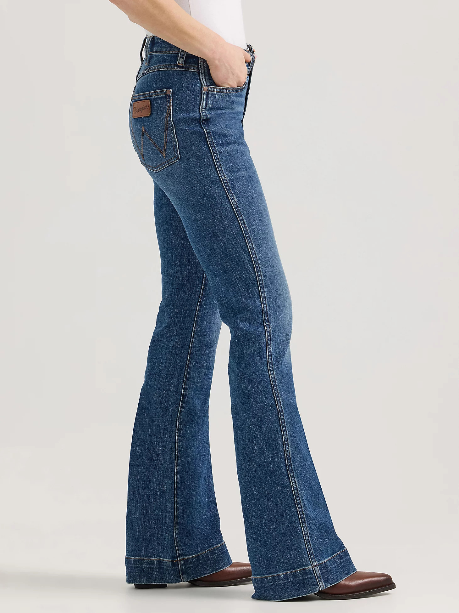 Women's Wrangler Retro® Bailey High Rise Trouser Jean | Wrangler