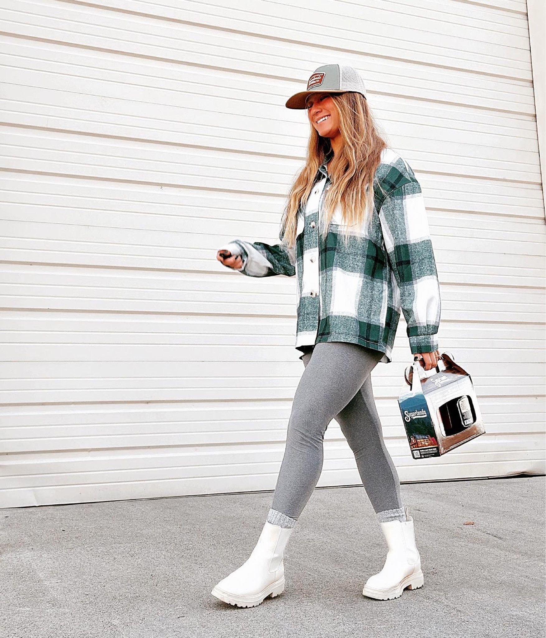 Flannels and Moonshine 🫙💙
Alcohol is always a good holiday gift 

#LTKHoliday #LTKSeasonal #LTKfit