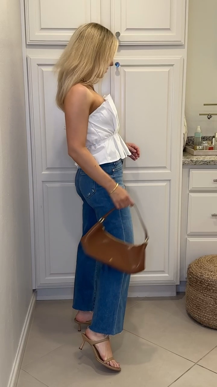 How cute is this Amazon top! 
Paige jeans 

#LTKdayinmylife #LTKootd #LTKSeasonal