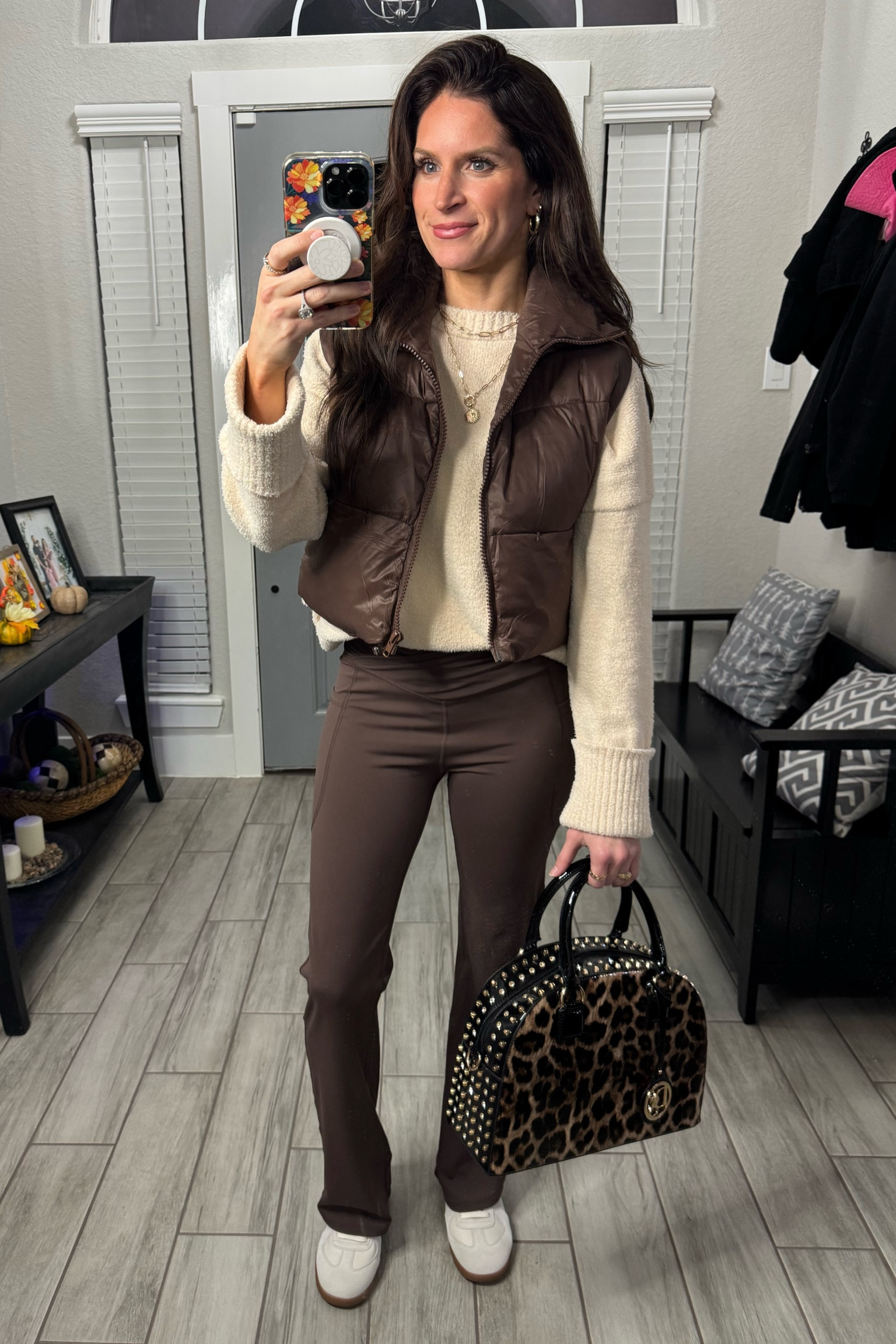 My leopard handbag has a 10% OFF clickable coupon! My leggings are $14.99, PLUS use code COPYLEAF08YG for an extra 5% OFF! Wearing a small in everything. Other colors available for my entire look!

#LTKItBag #LTKSaleAlert #LTKStyleTip