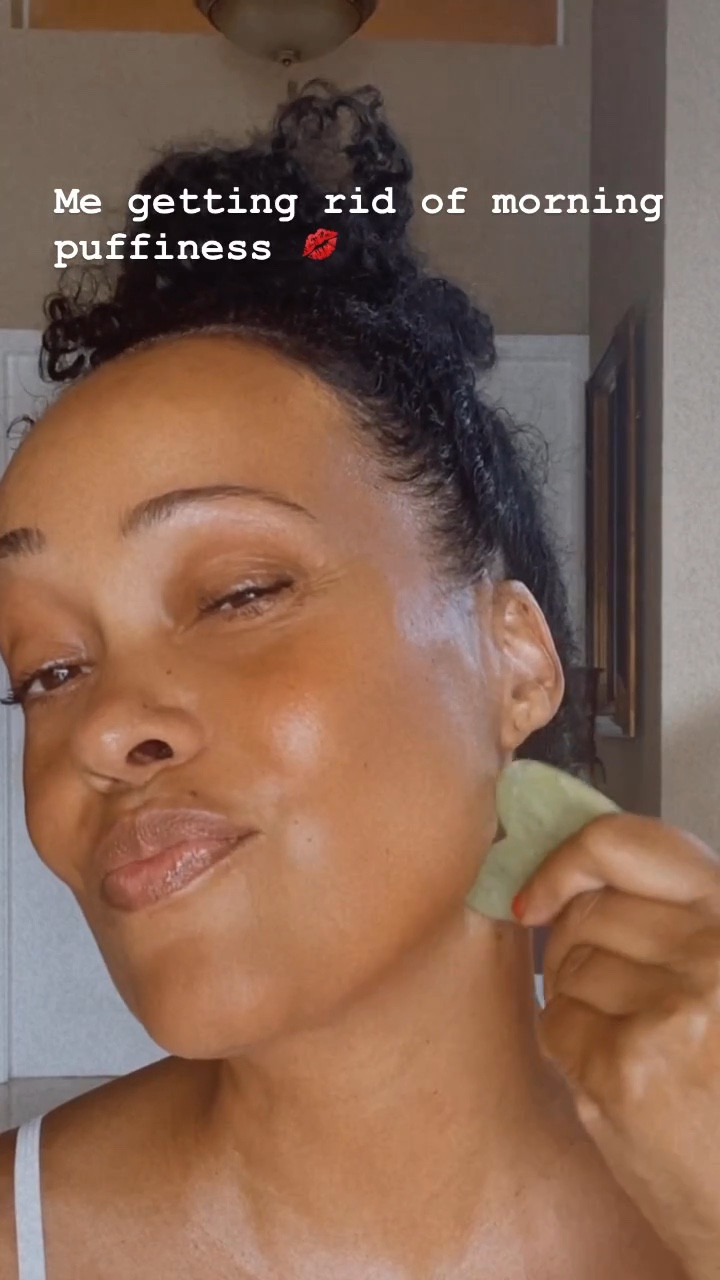 Morning puffiness? Here is a hack that can help wake up face by stimulating blood flow to the face. If done correctly gently with a facial oil; it is amazing for lymphatic drainage. If nothing else puffiness around your eyes. Comment below if you use a gua sha tool like this or if you want to see more tips like this? 😊 Super easy diy home treatment that is effective if done regularly 💋 #guasha #sadaraskincare #facialmassage #puffiness #eyepuffiness #skincareroutine #skincare #skincaretips #skincarejunkie #skincarelover #skincareblogger #skincaregoals

#LTKFindsUnder100 #LTKOver40 #LTKBeauty