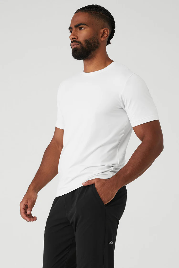 Conquer Reform Crewneck Short Sleeve | Alo Yoga (US)