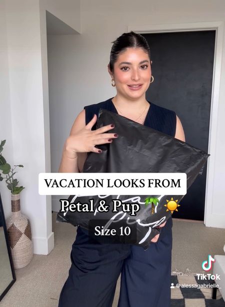 CODE: ALESSAB20 Petal & Pup vacation looks for warm weather as a size 10  

#LTKmidsize