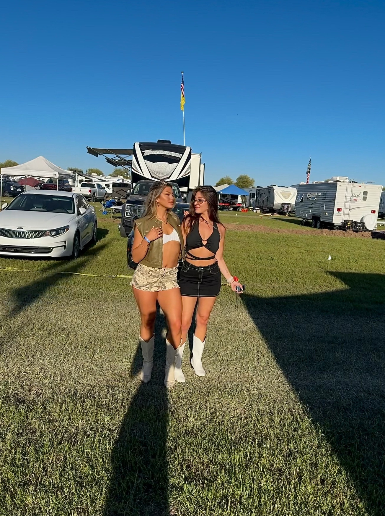 Country thunder day 1 outfit! Wearing all black is so typical of me lol but this skirt was stretchy & comfy as heck! Once again Temu is my GO TO for everything stylish & affordable 🫶🏼🖤

#LTKFestival #LTKstyletip #LTKparties