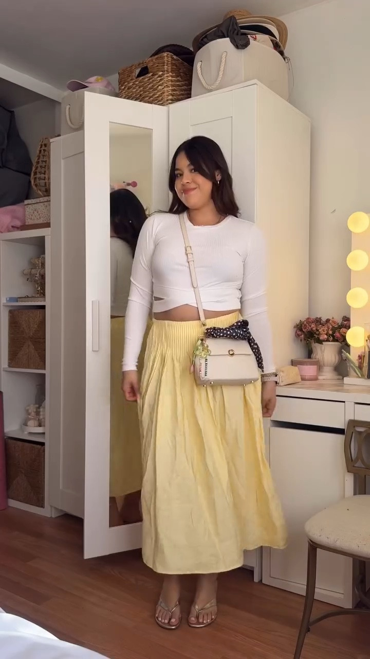 Behind the scenes of getting ready for Spring 💐✨
Part 21

Comment soft girl outfit 🔗

#springoutfitideas #getreadyforspring #btsgrwm #softgirloutfits