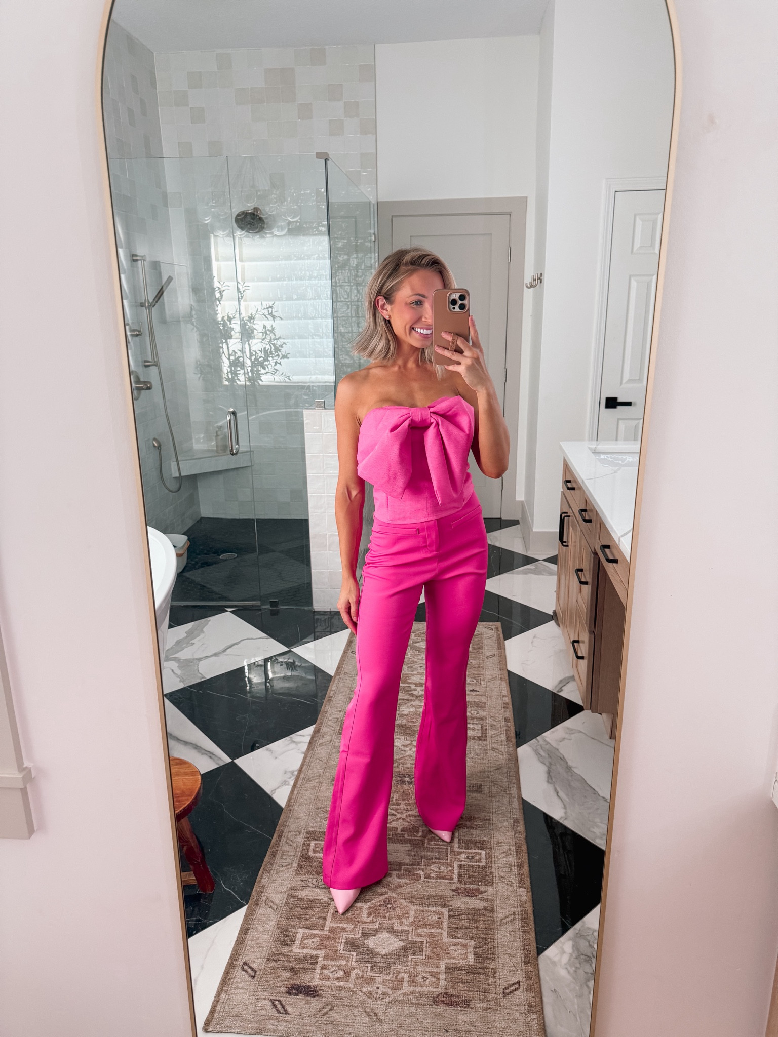 Pink Lily holiday collection 🎄 I got us 25% off the entire site with code TANNER

top: small
pants: small

#holidayoutfit #holidaystyle 

#LTKParties #LTKStyleTip