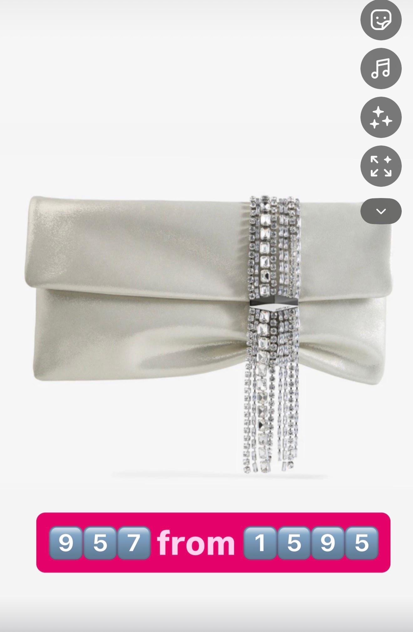 Jimmy choo clutch sale

#LTKSaleAlert #LTKSeasonal #LTKootd