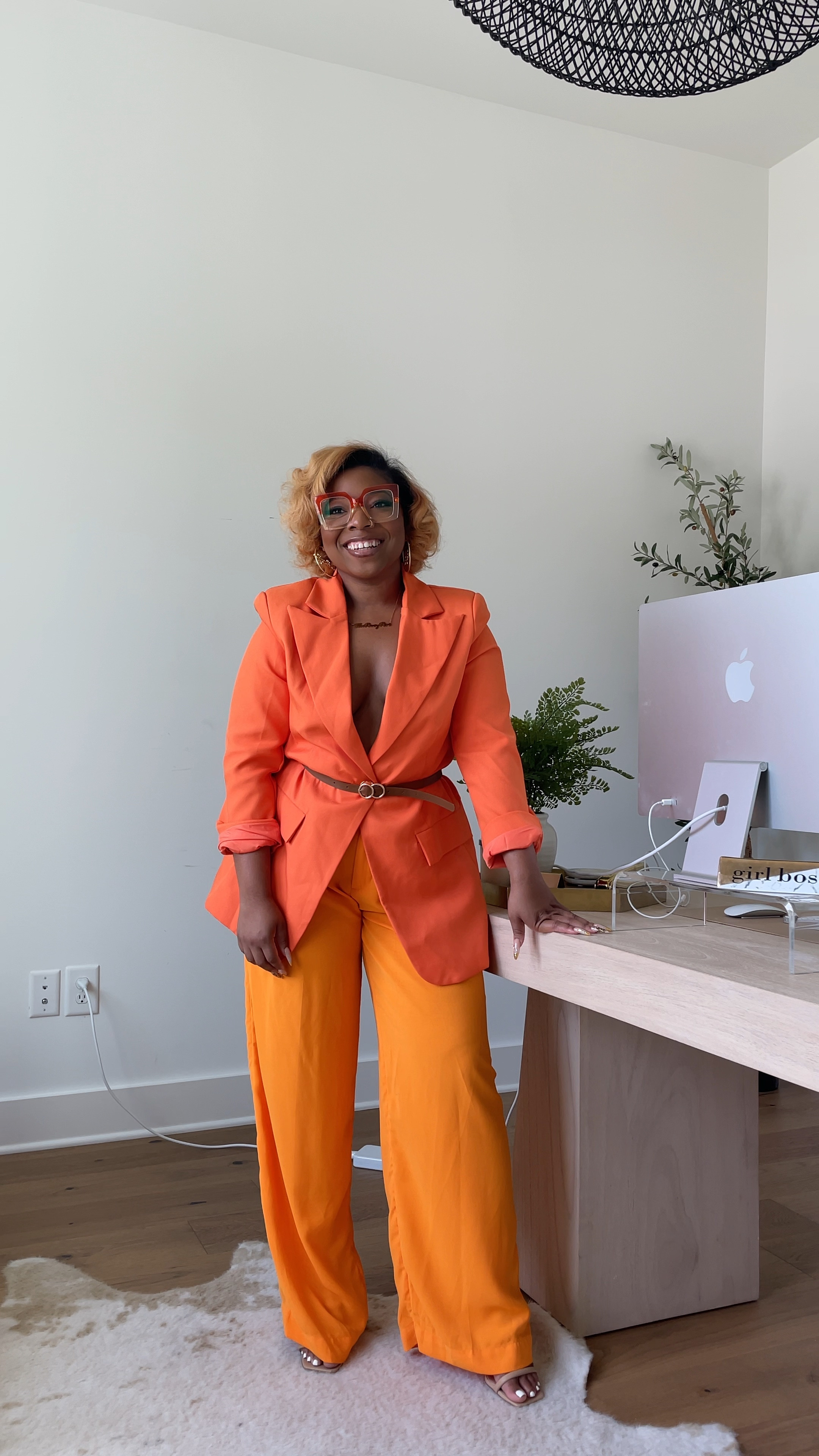 Orange you glad it’s Monday? 🧡

#LTKunder100 #LTKworkwear #LTKmidsize