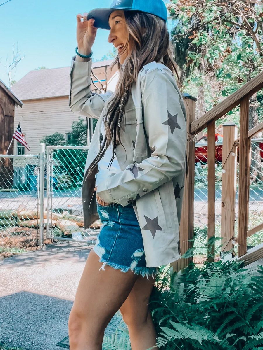 Be a star utility jacket | The Barefoot Brunette Boutique