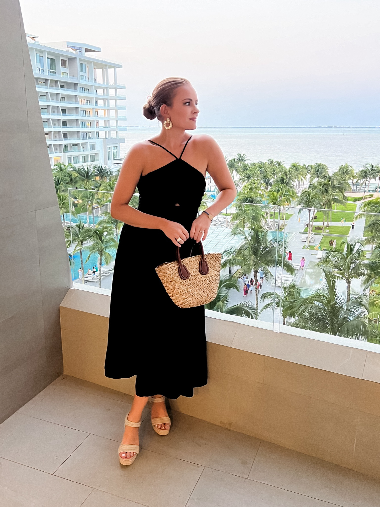 Resort dinner outfit details! This linen dress is from Walmart! I am obsessed with the neckline on this dress!

#LTKSwim #LTKSeasonal #LTKStyleTip