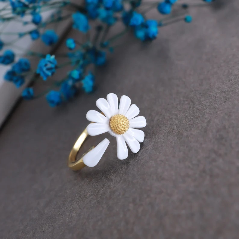 Daisy Ring, Daisy Flower Ring Sterling Silver, White Loose Daisy Ring for Women, Adjustable Gold ... | Etsy (US)