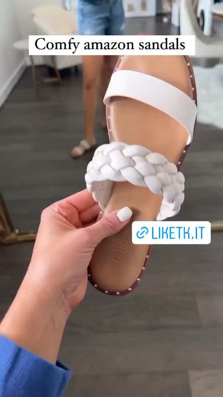 Comfy sandals perfect for Spring! #founditonamazon #ltkvideo

Lee Anne Benjamin 🤍

#LTKunder50 #LTKshoecrush #LTKstyletip
