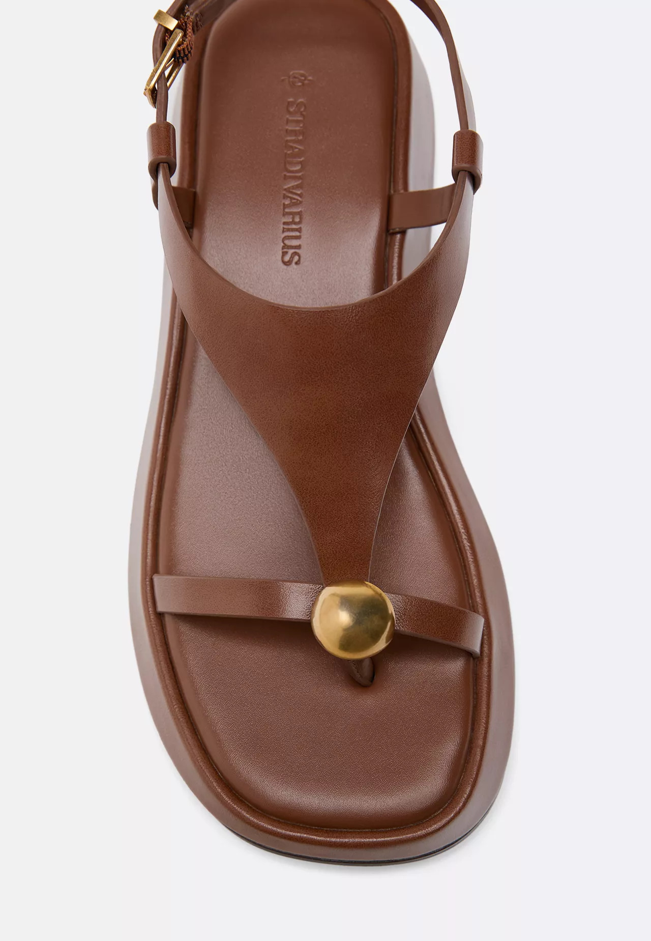 Sandales plateforme \u00e0 d\u00e9tail - Mode femme | Stradivarius France | Stradivarius (FR)